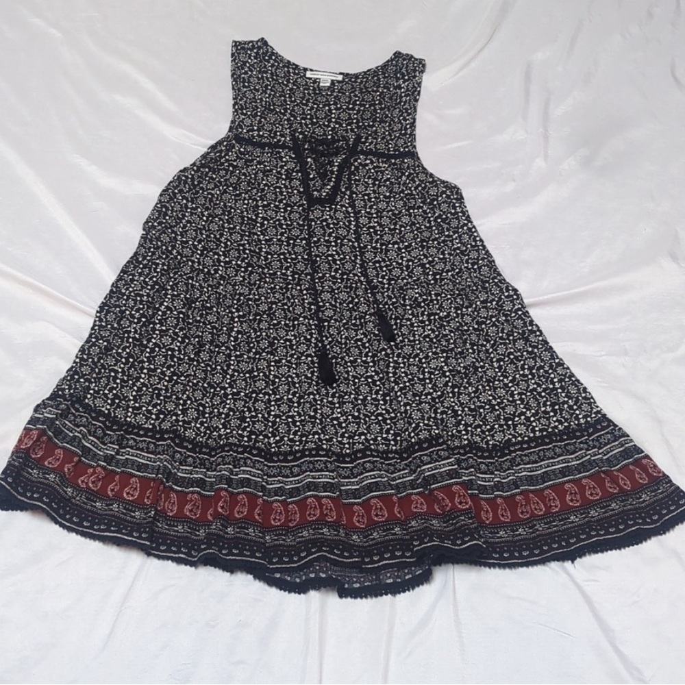 American Eagle Floral & Paisley Flowy Boho Summer Sundress Size Medium